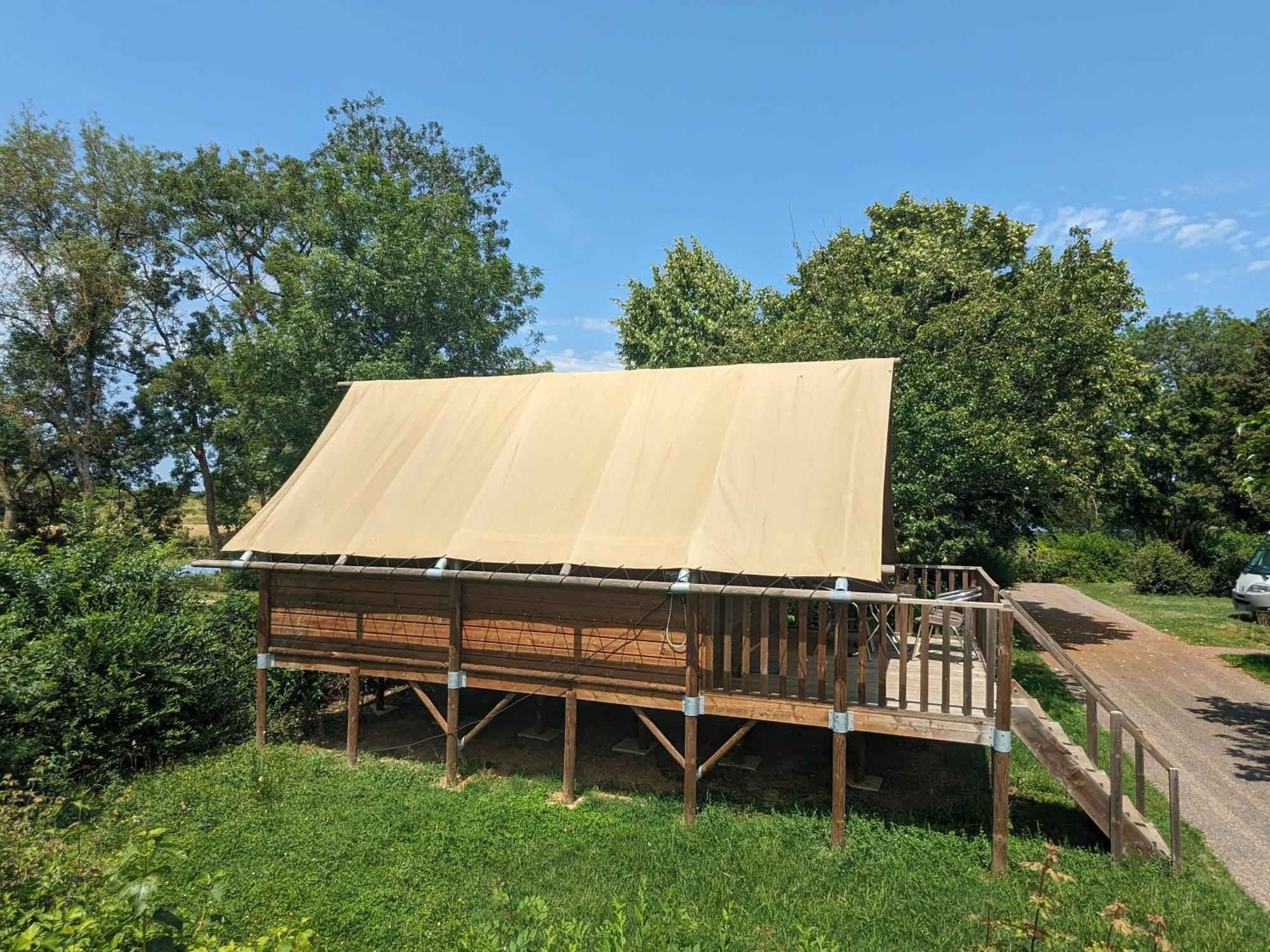 Camping Onlycamp La Confluence Savonnieres Bagian luar foto